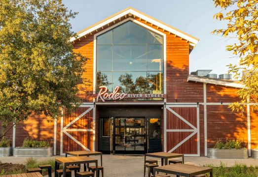 Stunning Pool and Spacious Interiors - Elegant Getaway Retreat Hotel Overview