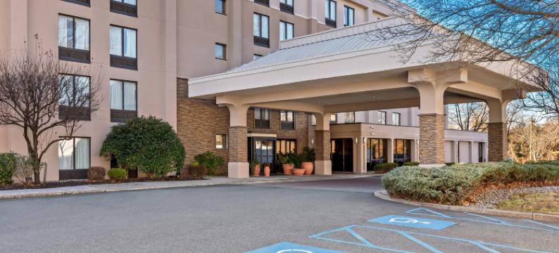 萨默塞特新不伦瑞克舒适套房酒店(Comfort Inn & Suites Somerset - New Brunswick)图片