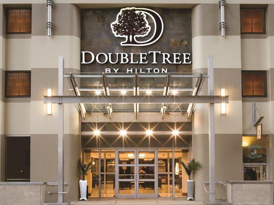 匹兹堡市中心希尔顿逸林套房酒店