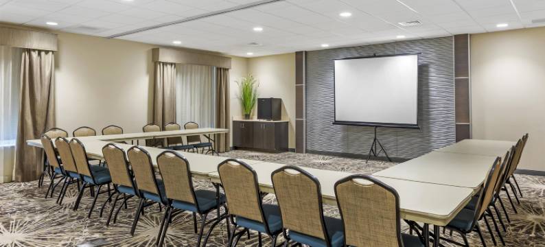 森特拉利亚贝斯特韦斯特优质酒店及套房(Best Western Plus Centralia Hotel  Suites)图片