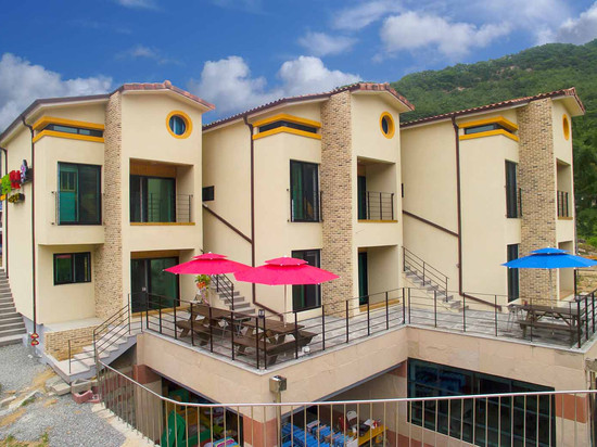 Goesan Banseok Pension (Hwayang Valley)