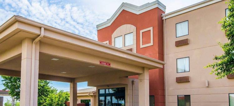 路易斯维尔东舒适套房酒店(Comfort Suites Louisville East)图片