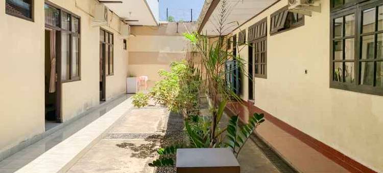 RedDoorz Syariah at Flamboyan Indah Kuningan图片