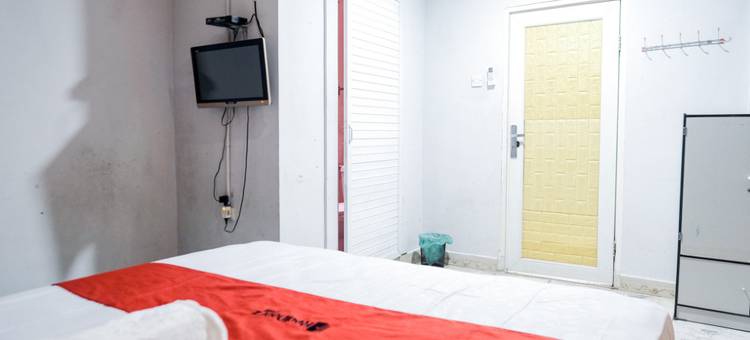 红多兹城市森林公园酒店(RedDoorz Near Taman Hutan Kota)图片
