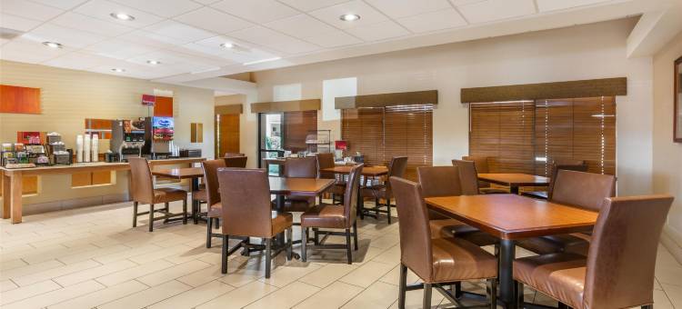 斯科特斯德雷鸟贝斯特韦斯特优质套房酒店(Best Western Plus Scottsdale Thunderbird Suites)图片