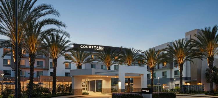 长滩机场万怡酒店(Courtyard Long Beach Airport)图片
