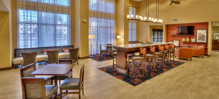 埃斯特罗迈尔斯堡欢朋酒店及套房(Hampton Inn & Suites Fort Myers-Estero/FGCU)图片