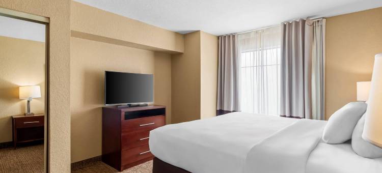 舒适套房酒店海洋世界-Lackland AFB(Comfort Suites SeaWorld - Lackland AFB)图片
