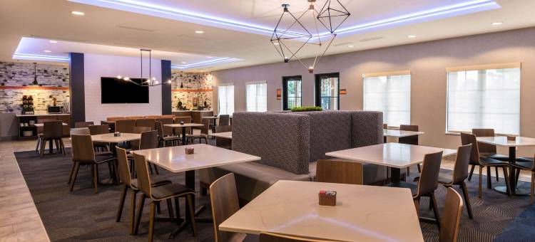 拉斯维加斯机场南拉昆塔温德姆套房酒店(La Quinta Inn & Suites by Wyndham Las Vegas Airport South)图片
