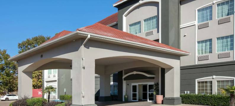 朗维尤南I-20拉昆塔温德姆套房酒店(La Quinta Inn & Suites by Wyndham I-20 Longview South)图片