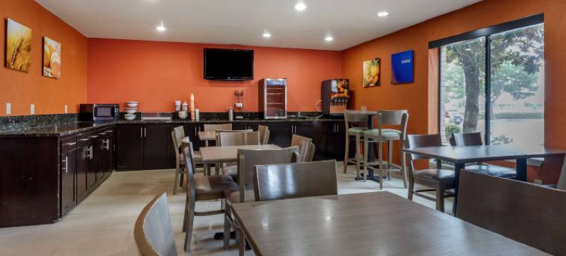 曼斯费尔德舒适套房酒店(Comfort Inn & Suites Mansfield)图片