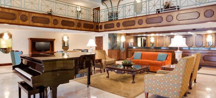 圣路易斯会议中心梨树酒店(Pear Tree Inn St Louis Convention Center)图片