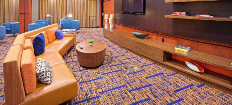 路易斯威尔东北万怡酒店(Courtyard Louisville Northeast)图片