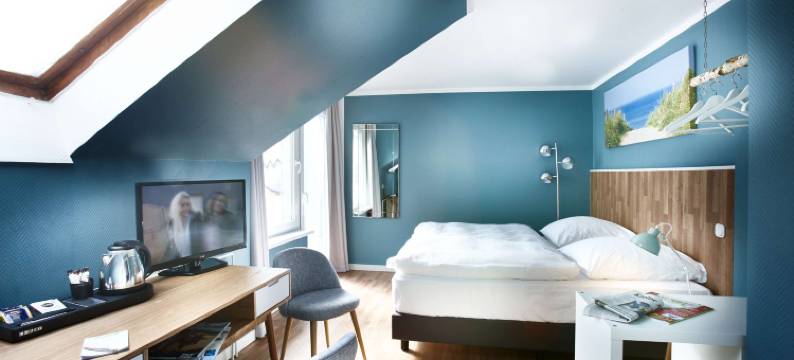 基尔列日广场13号酒店-普瑞米尔经典(Hotel Liegeplatz 13 Kiel by Premiere Classe)图片