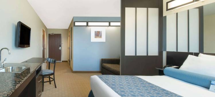 Microtel Inn & Suites by Wyndham Stanley图片