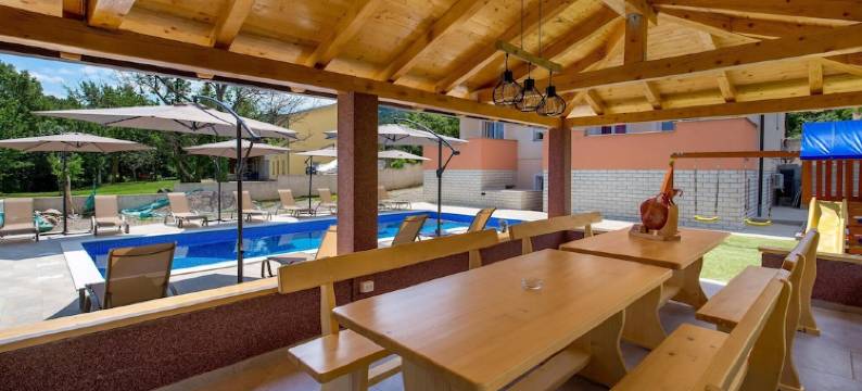 Cozy Apartment in Opric with Wifi图片