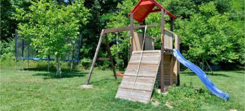 Beautiful Home in Bedenica with Sauna图片