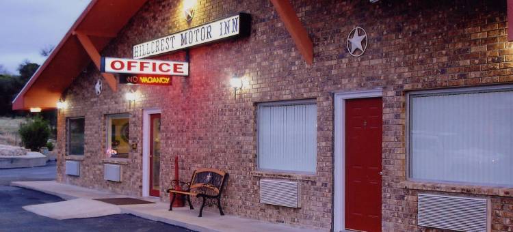 希尔克雷斯特套房旅馆(Hillcrest Inn & Suites Ozona)图片