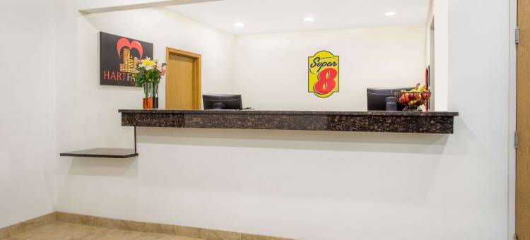 锡达福尔斯温德姆速8酒店(Super 8 by Wyndham Cedar Falls IA - University)图片