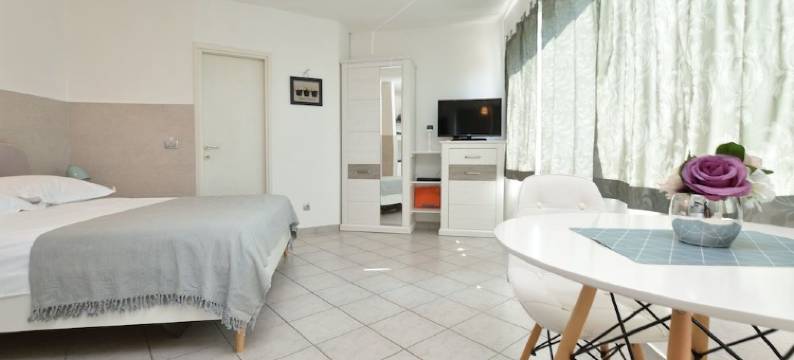 乌瓦拉公寓酒店(Apartments Uvala)图片