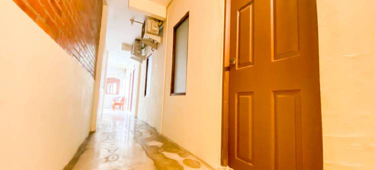 兴吉尔民宿沙利亚玛里奥波罗约加米特拉红多兹酒店(Hinggil Homestay Syariah Malioboro Yogya Mitra RedDoorz)图片