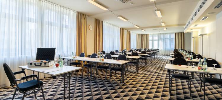 Premier Inn 科隆市媒体公园(Premier Inn Köln City Mediapark)图片