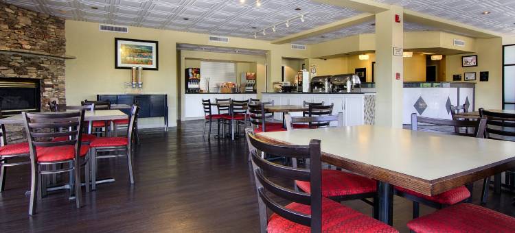 卡德斯科夫贝斯特韦斯特酒店(Best Western Cades Cove Inn)图片