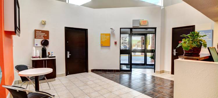 纽波特罗德岛6号汽车旅馆(Motel 6 Newport, RI)图片