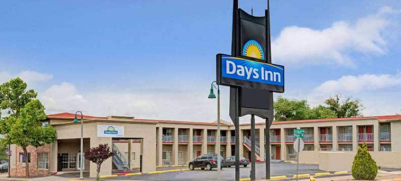 阿尔伯克基市中心戴斯酒店(Days Inn by Wyndham Albuquerque Downtown)图片