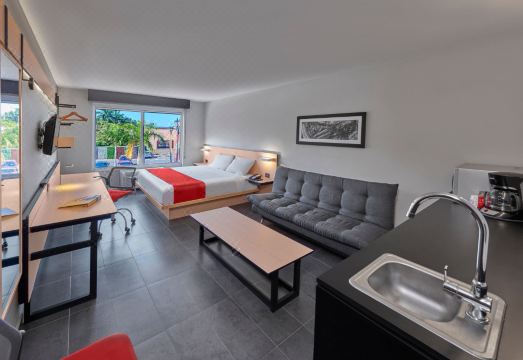 City Express by Marriott Tampico Hotel Overview