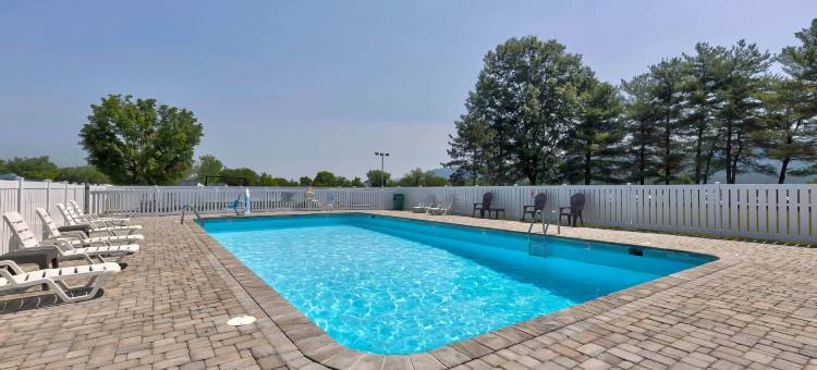 杰克逊VA 6号汽车旅馆(Motel 6 Mount Jackson, VA - Shenandoah)图片