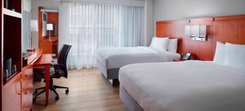 亚特兰大迪凯特市中心/埃默里万怡酒店(Courtyard Atlanta Decatur Downtown/Emory)图片