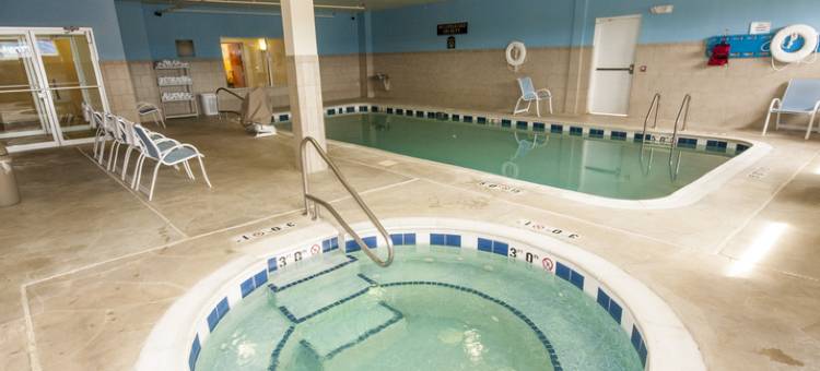Holiday Inn Express & Suites Chicago North-Waukegan-Gurnee图片