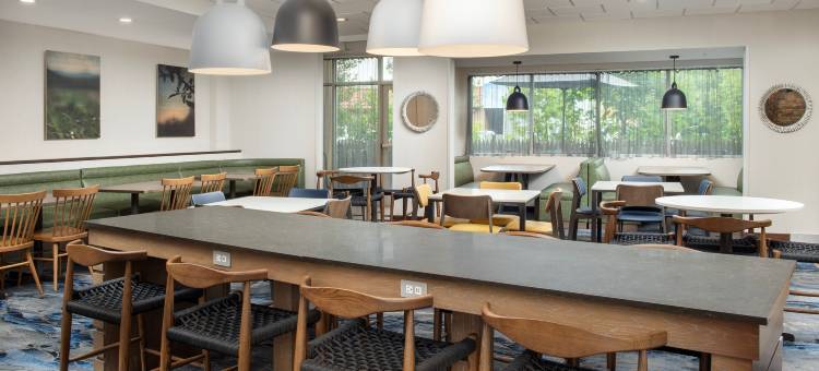 伊萨卡万枫酒店及套房(Fairfield Inn & Suites Ithaca)图片