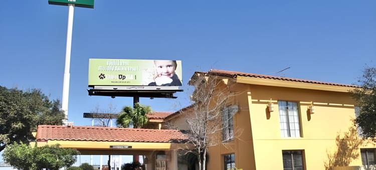圣安东尼奥I-35瑞特曼路拉昆塔温德姆酒店(La Quinta Inn by Wyndham San Antonio I-35 N at Rittiman Rd)图片