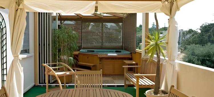 小卡斯特勒酒店(Hôtel le Petit Castel)图片