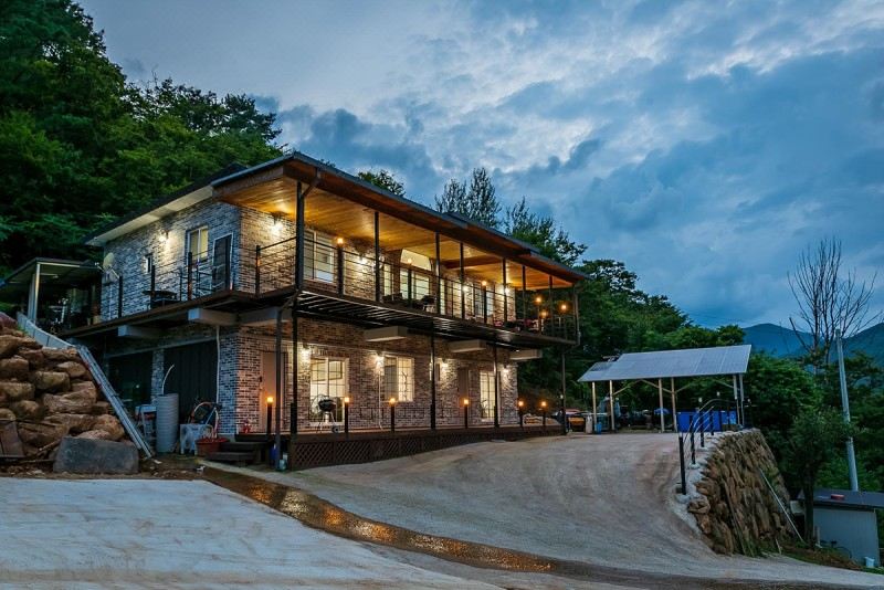 Gurye Papas Villa Pension Hotel Overview