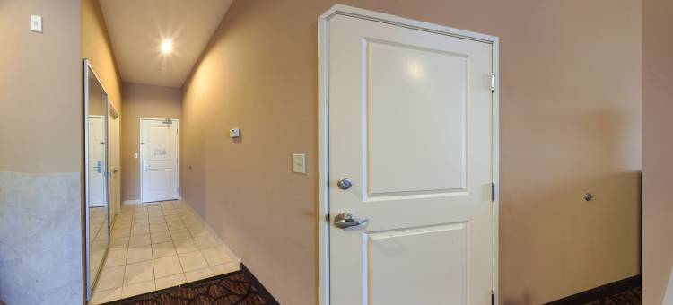 智选假日套房酒店高山东南(Holiday Inn Express & Suites Alpine Southeast)图片