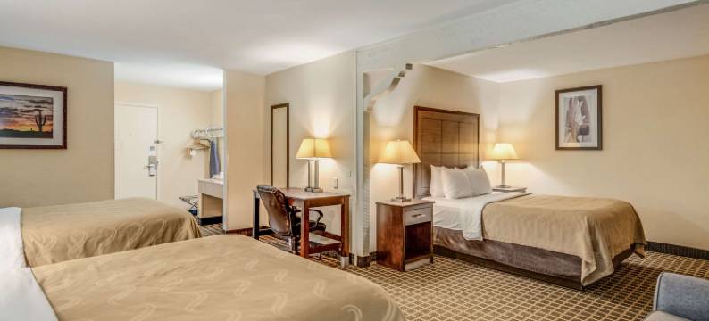 奥佐纳I-10凯艺酒店(Quality Inn Ozona I-10)图片