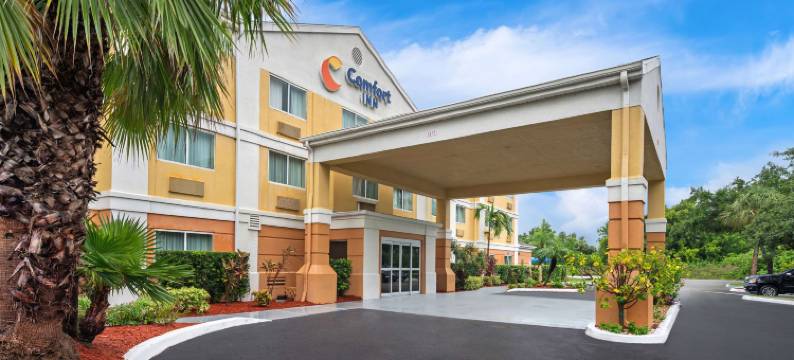 迈尔斯堡舒适酒店(Comfort Inn Fort Myers Northeast)图片