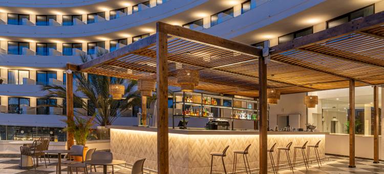 地中海宫殿酒店(Mediterranean Palace)图片