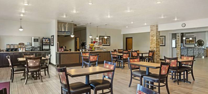 鹰岭贝斯特韦斯特优质套房酒店(Best Western Plus Eagleridge Inn  Suites)图片