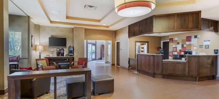 北圣保罗秀尔维贝斯特韦斯特优质酒店(Best Western Plus St. Paul North/Shoreview)图片