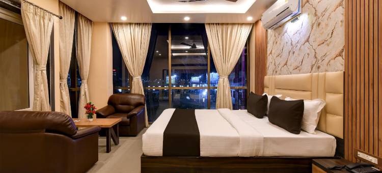 Super Townhouse Oak Bulbuli Neer图片