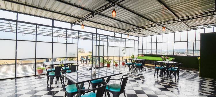 Hotel O Maanvadgarh图片