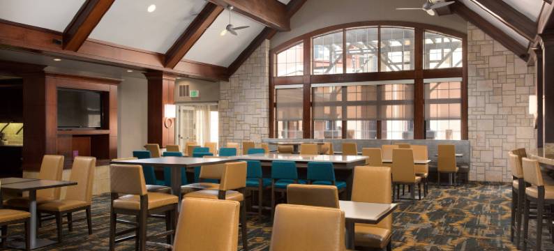 堪萨斯城机场居家酒店(Residence Inn Kansas City Airport)图片