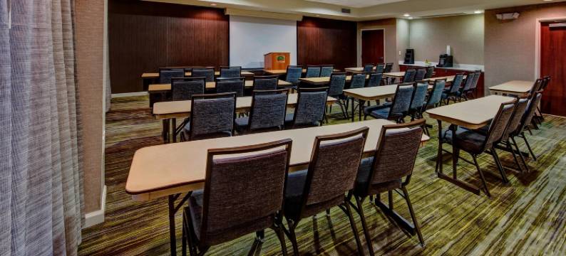 亚历山德里亚万怡酒店(Courtyard Alexandria)图片