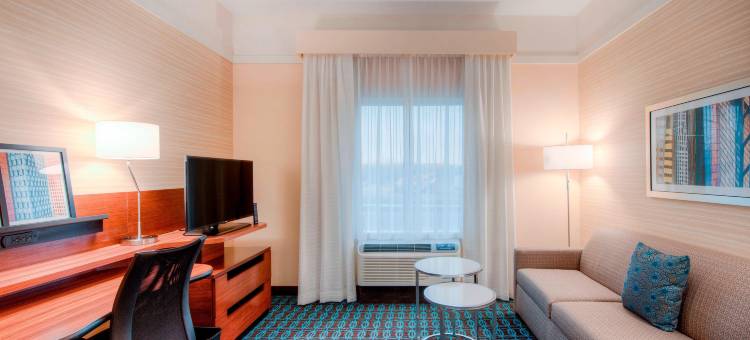 夏洛特机场万枫套房酒店(Fairfield Inn & Suites Charlotte Airport)图片