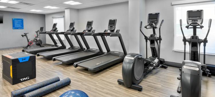 克利夫兰比奇伍德欢朋套房酒店(Hampton Inn & Suites Cleveland-Beachwood)图片