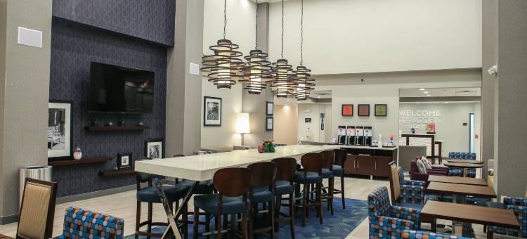 芒特劳雷尔-莫里斯敦欢朋套房酒店(Hampton Inn & Suites Mount Laurel/Moorestown)图片